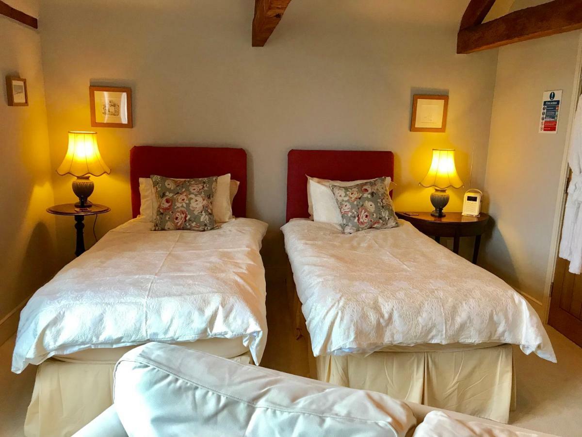 יאוביל Home Barn Bed And Breakfast מראה חיצוני תמונה